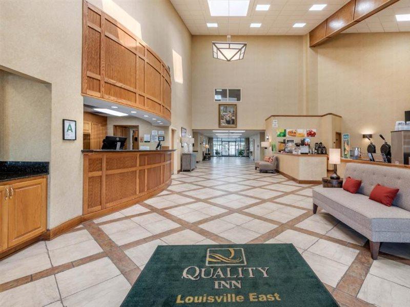 Clarion Pointe Louisville East Luaran gambar